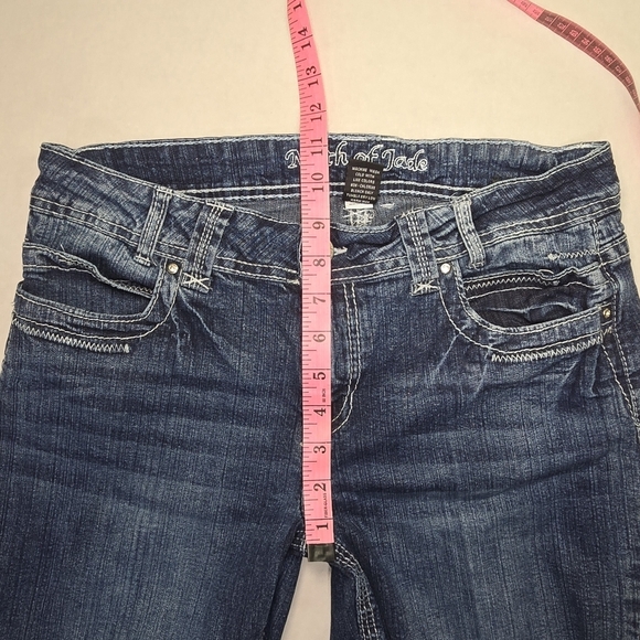 Myth Of Jade Capri Mid-rise Rolled Hem Distressed Women's Jeans Size 10 - Picture 9 of 12